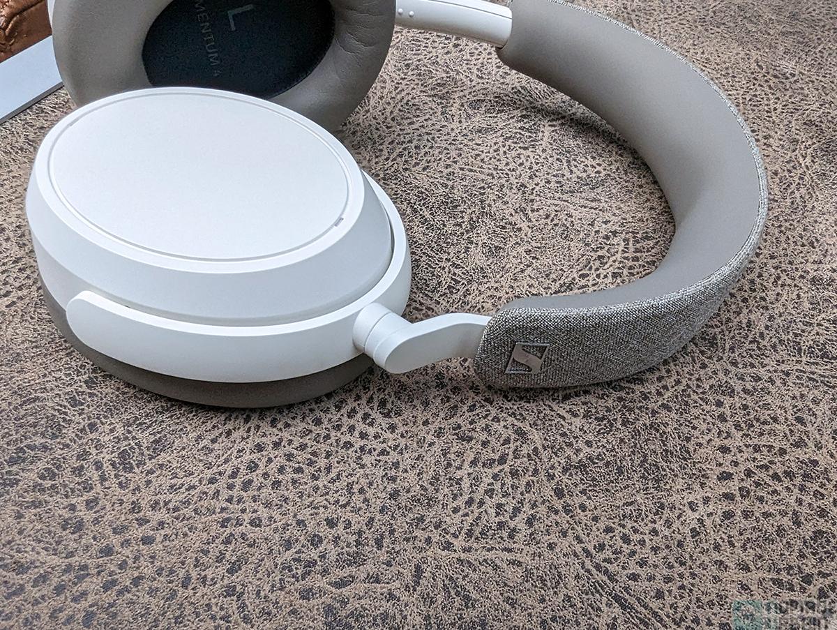Sennheiser Momentum 4 Wireless