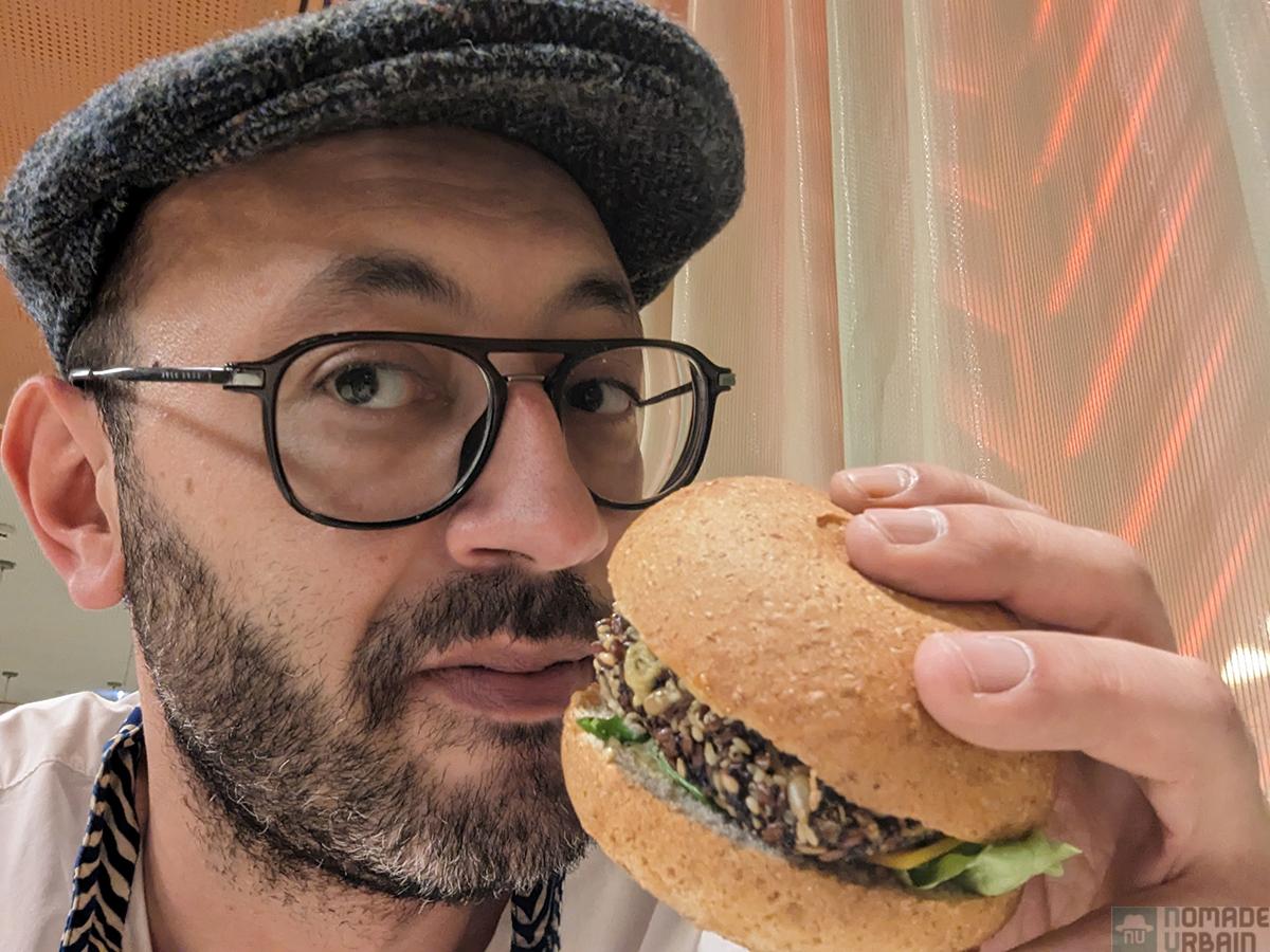 Burger Hatik X Umami Burger