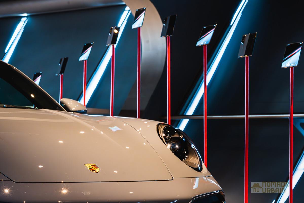 Honor Magic V2 Porsche Design
