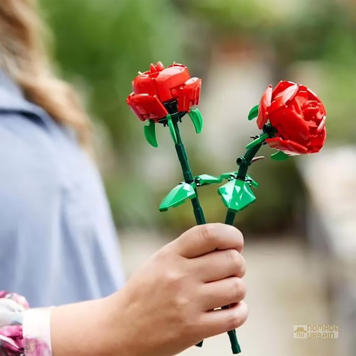 Offrir des Roses Lego sans compter est plus facile à -74 % le set