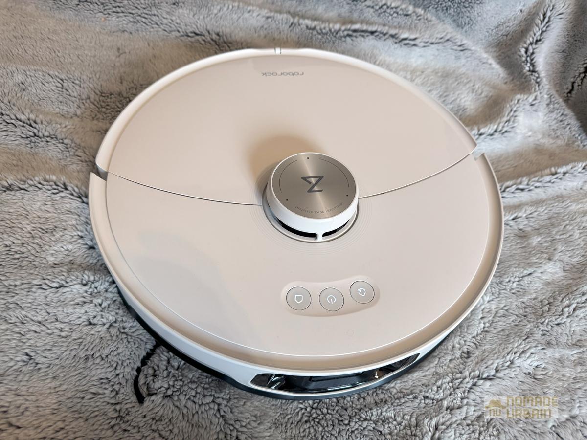Test Roborock S8 MaxV Ultra : L’aspirateur robot qui met tout le monde au tapis ?