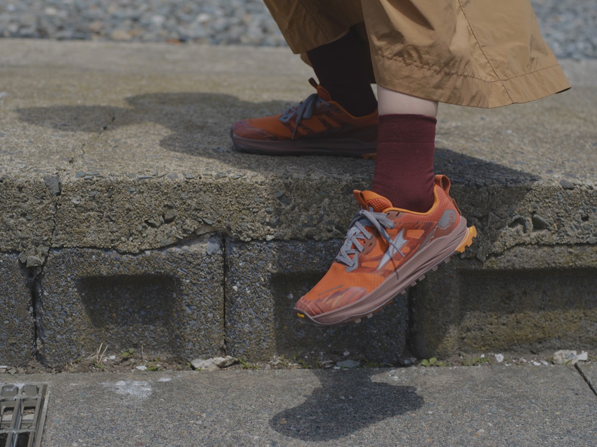 Altra x and wander : la Lone Peak 9+ se refait un style outdoor urbain Une chaussure de trail pensée pour la ville (et inversement)