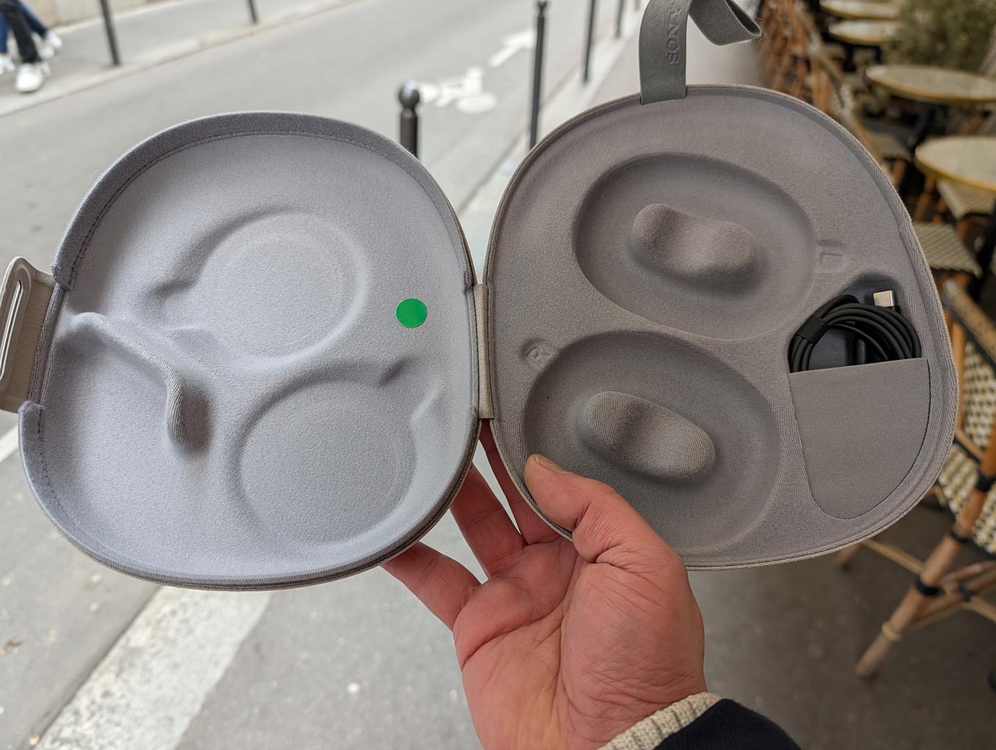 Design du Sony WH-1000XM6 : Joliment neutre et un charme en retrait