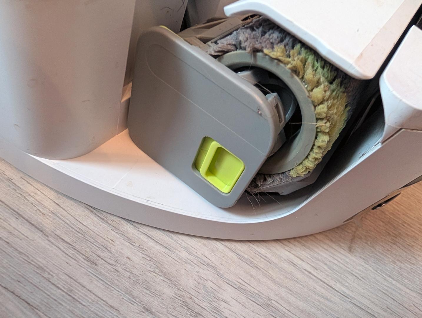 Entretien et accessoires du iRobot Roomba 705 Max : une maintenance minime au quotidien