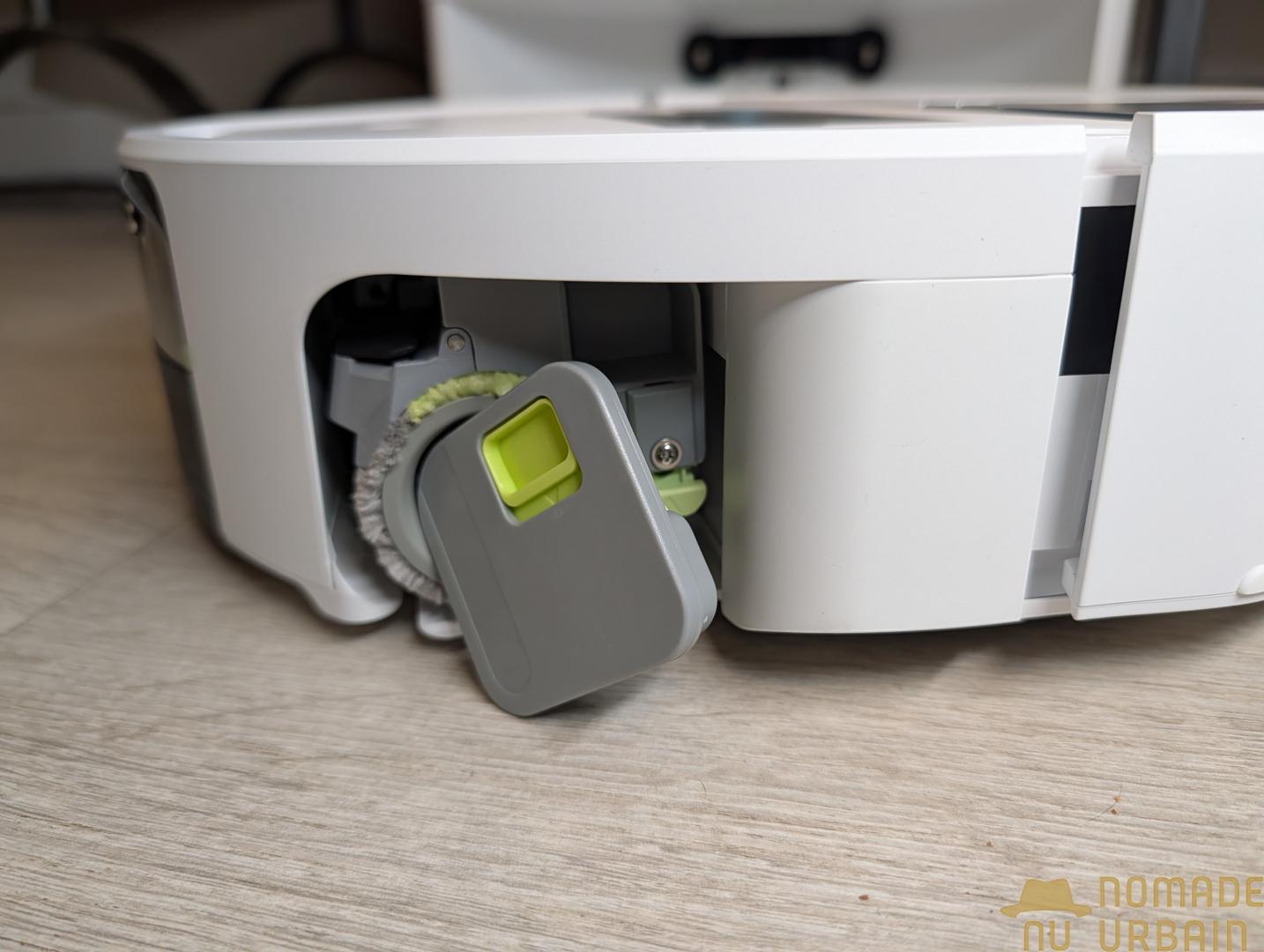 Technologies embarquées du iRobot Roomba 705 Max : laser et caméra aux commandes
