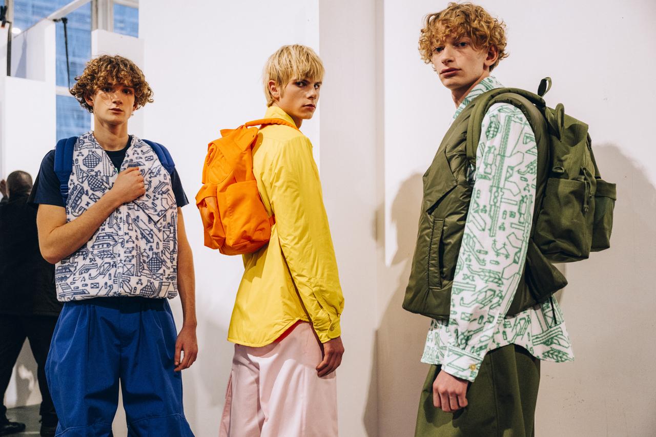 Eastpak sort un sac à dos monstre et au sourire carnassier signé Walter Van Beirendonck